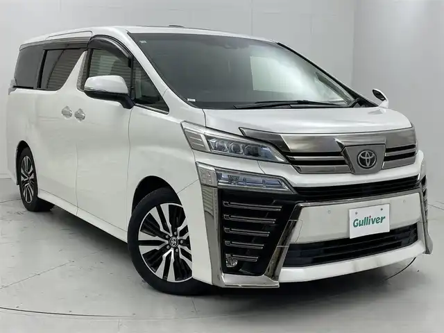 トヨタ ヴェルファイア Z Gエディション 茨城県 2020(令2)年 5.9万km パール 純正ナビ/・フルセグテレビ/・フリップダウンモニター/・バックカメラ/・Bluetooth接続/.DVD再生/ビルドインETC/パワーシート/オットマン/シートヒーター/シートクーラー/ハンドルヒーター/両側パワースライドドア/クルーズコントロール/オートハイビーム/プッシュスタート/ドアバイザー/前後コーナーセンサー/LTA/PKSB