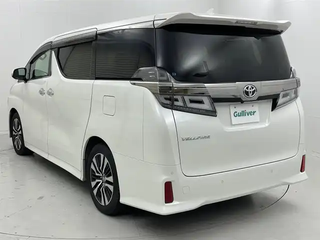 トヨタ ヴェルファイア Z Gエディション 茨城県 2020(令2)年 5.9万km パール 純正ナビ/・フルセグテレビ/・フリップダウンモニター/・バックカメラ/・Bluetooth接続/.DVD再生/ビルドインETC/パワーシート/オットマン/シートヒーター/シートクーラー/ハンドルヒーター/両側パワースライドドア/クルーズコントロール/オートハイビーム/プッシュスタート/ドアバイザー/前後コーナーセンサー/LTA/PKSB