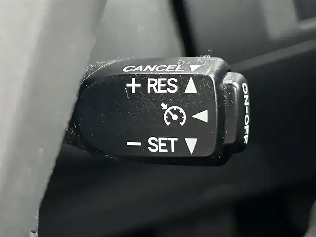 トヨタ アルファード 240S 大分県 2009(平21)年 8.7万km ブラック 純正HDDナビ/（フルセグ/CD/DVD/Bluetooth）/フリップダウンモニター/バックカメラ/黒革調シートカバー/両側パワースライドドア/ステアリングスイッチ/スマートキープッシュスタート/電動格納ミラー/オートライト/純正アルミホイール