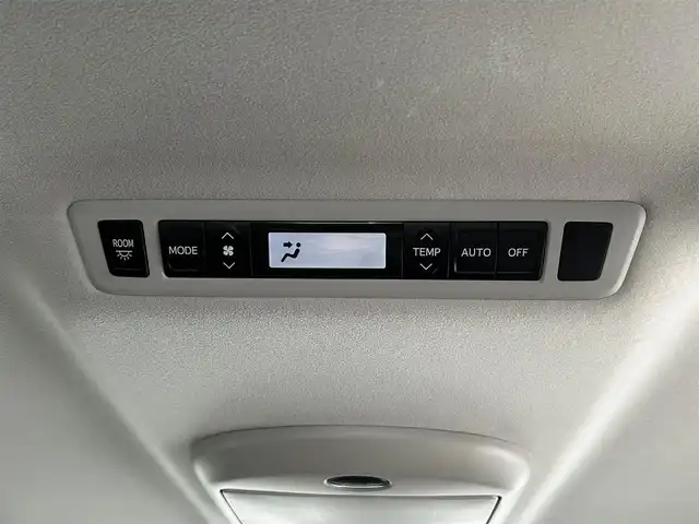 トヨタ アルファード 240S 大分県 2009(平21)年 8.7万km ブラック 純正HDDナビ/（フルセグ/CD/DVD/Bluetooth）/フリップダウンモニター/バックカメラ/黒革調シートカバー/両側パワースライドドア/ステアリングスイッチ/スマートキープッシュスタート/電動格納ミラー/オートライト/純正アルミホイール