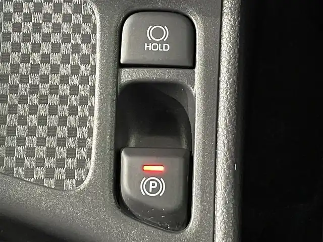 トヨタ ヤリスクロス ハイブリッド Z 愛知県 2021(令3)年 1万km ブラスゴールドメタリック/ブラックマイカ 2トーン 純正８インチナビ/プリクラッシュセーフティ/レーダークルーズコントロール/クリアランスソナー/レーントレーシングアシスト/先行車発進告知/電動パーキングブレーキ/ブレーキホールド/シートヒーター/ハーフレザー/前後ドライブレコーダー/ビルトインＥＴＣ/バックカメラ/USB入力端子/アクセサリーソケット/ＬＥＤヘッドライト/オートハイビーム/ISOFIX/フロアマット/純正18インチアルミホイール