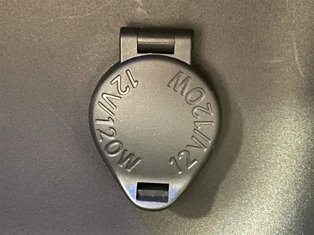 トヨタ ヤリスクロス ハイブリッド Z 愛知県 2021(令3)年 1万km ブラスゴールドメタリック/ブラックマイカ 2トーン 純正８インチナビ/プリクラッシュセーフティ/レーダークルーズコントロール/クリアランスソナー/レーントレーシングアシスト/先行車発進告知/電動パーキングブレーキ/ブレーキホールド/シートヒーター/ハーフレザー/前後ドライブレコーダー/ビルトインＥＴＣ/バックカメラ/USB入力端子/アクセサリーソケット/ＬＥＤヘッドライト/オートハイビーム/ISOFIX/フロアマット/純正18インチアルミホイール