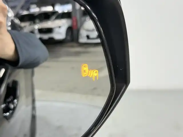 トヨタ ＲＡＶ４ X 大阪府 2021(令3)年 2.1万km アティチュードブラックマイカ 純正ディスプレイオーディオ/フルセグテレビ/バックカメラ/Bluetooth/衝突軽減/ETC/前方ドライブレコーダー/レーダークルーズコントロール/クリアランスソナー/LEDライト/プッシュスタート/スマートキー/ブラインドスポットモニター/オートライト/オートエアコン/電格ミラー/フォグランプ