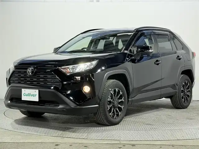 トヨタ ＲＡＶ４ X 大阪府 2021(令3)年 2.1万km アティチュードブラックマイカ 純正ディスプレイオーディオ/フルセグテレビ/バックカメラ/Bluetooth/衝突軽減/ETC/前方ドライブレコーダー/レーダークルーズコントロール/クリアランスソナー/LEDライト/プッシュスタート/スマートキー/ブラインドスポットモニター/オートライト/オートエアコン/電格ミラー/フォグランプ