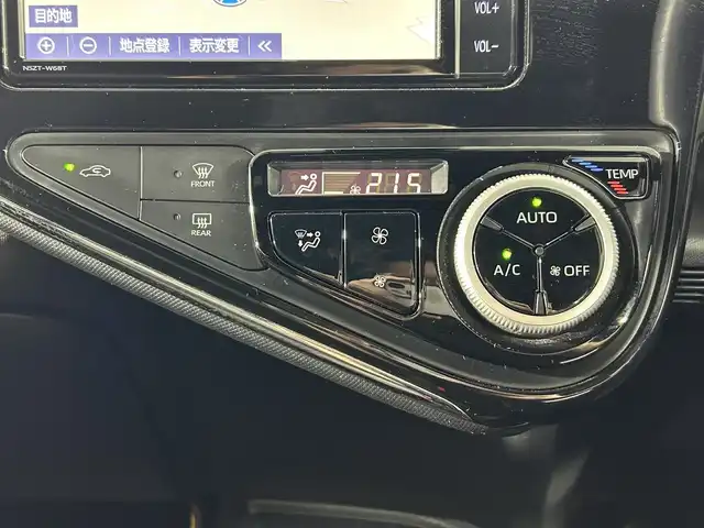 トヨタ アクア クロスオーバー グラム 佐賀県 2019(令1)年 2.3万km ベージュ 純正ナビ/ワンセグTV/CD/DVD/Bluetooth/FM/AM/バックカメラ/衝突軽減ブレーキ/前後ドライブレコーダー/オートライト/ハーフレザー調シート/スマートキー/プッシュスタート/純正フロアマット/ドアバイザー/ルーフレール/取扱説明書