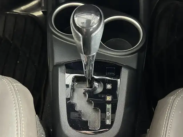 トヨタ アクア クロスオーバー グラム 佐賀県 2019(令1)年 2.3万km ベージュ 純正ナビ/ワンセグTV/CD/DVD/Bluetooth/FM/AM/バックカメラ/衝突軽減ブレーキ/前後ドライブレコーダー/オートライト/ハーフレザー調シート/スマートキー/プッシュスタート/純正フロアマット/ドアバイザー/ルーフレール/取扱説明書