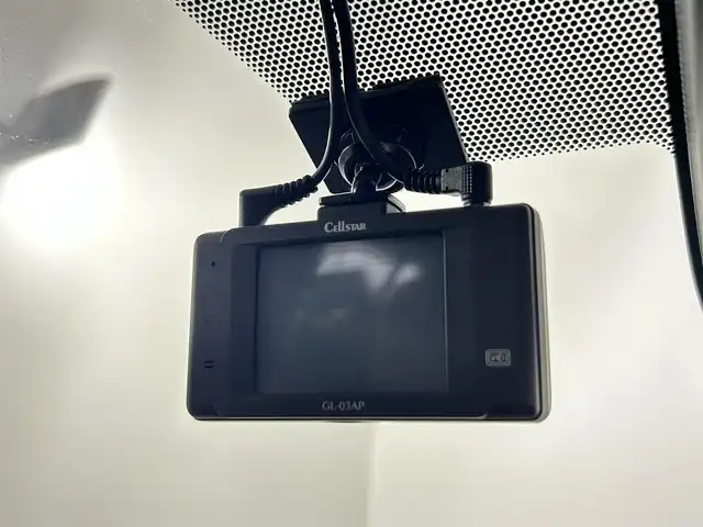 トヨタ アクア クロスオーバー グラム 佐賀県 2019(令1)年 2.3万km ベージュ 純正ナビ/ワンセグTV/CD/DVD/Bluetooth/FM/AM/バックカメラ/衝突軽減ブレーキ/前後ドライブレコーダー/オートライト/ハーフレザー調シート/スマートキー/プッシュスタート/純正フロアマット/ドアバイザー/ルーフレール/取扱説明書