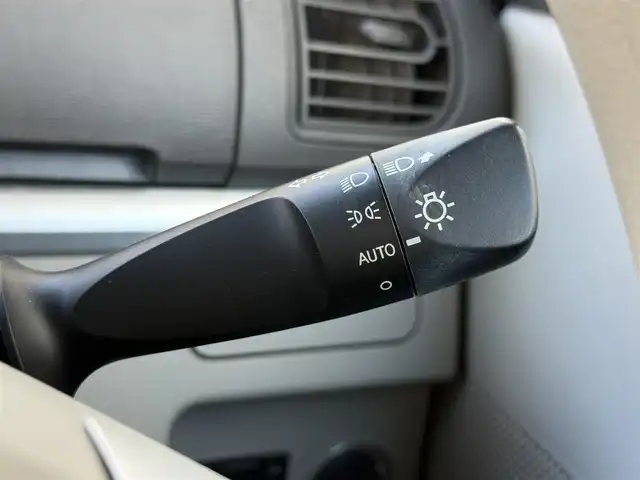 ダイハツ タント X SA Ⅲ 愛知県 2017(平29)年 3.7万km ブラックマイカメタリック /禁煙//ワンオーナー//純正オーディオ//パワースライドドア//オートライト//オートハイビーム//アイドリングストップ//オートリトラウィンカーミラー//ステアリングスイッチ//衝突回避支援ブレーキ//衝突警報//車線逸脱警報//誤発進抑制制御//先行車発進お知らせ//コーナーセンサー//スマートキー//プッシュスタート//純正フロアマット//純正ドアバイザー//保証書//取扱説明書//ディーラー記録簿//スペアキー