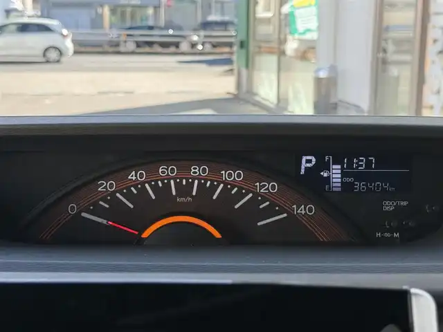 ダイハツ タント X SA Ⅲ 愛知県 2017(平29)年 3.7万km ブラックマイカメタリック /禁煙//ワンオーナー//純正オーディオ//パワースライドドア//オートライト//オートハイビーム//アイドリングストップ//オートリトラウィンカーミラー//ステアリングスイッチ//衝突回避支援ブレーキ//衝突警報//車線逸脱警報//誤発進抑制制御//先行車発進お知らせ//コーナーセンサー//スマートキー//プッシュスタート//純正フロアマット//純正ドアバイザー//保証書//取扱説明書//ディーラー記録簿//スペアキー