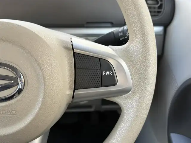 ダイハツ タント X SA Ⅲ 愛知県 2017(平29)年 3.7万km ブラックマイカメタリック /禁煙//ワンオーナー//純正オーディオ//パワースライドドア//オートライト//オートハイビーム//アイドリングストップ//オートリトラウィンカーミラー//ステアリングスイッチ//衝突回避支援ブレーキ//衝突警報//車線逸脱警報//誤発進抑制制御//先行車発進お知らせ//コーナーセンサー//スマートキー//プッシュスタート//純正フロアマット//純正ドアバイザー//保証書//取扱説明書//ディーラー記録簿//スペアキー