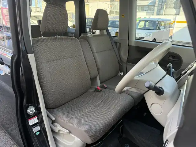 ダイハツ タント X SA Ⅲ 愛知県 2017(平29)年 3.7万km ブラックマイカメタリック /禁煙//ワンオーナー//純正オーディオ//パワースライドドア//オートライト//オートハイビーム//アイドリングストップ//オートリトラウィンカーミラー//ステアリングスイッチ//衝突回避支援ブレーキ//衝突警報//車線逸脱警報//誤発進抑制制御//先行車発進お知らせ//コーナーセンサー//スマートキー//プッシュスタート//純正フロアマット//純正ドアバイザー//保証書//取扱説明書//ディーラー記録簿//スペアキー