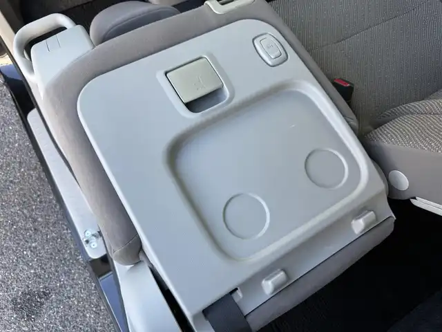 ダイハツ タント X SA Ⅲ 愛知県 2017(平29)年 3.7万km ブラックマイカメタリック /禁煙//ワンオーナー//純正オーディオ//パワースライドドア//オートライト//オートハイビーム//アイドリングストップ//オートリトラウィンカーミラー//ステアリングスイッチ//衝突回避支援ブレーキ//衝突警報//車線逸脱警報//誤発進抑制制御//先行車発進お知らせ//コーナーセンサー//スマートキー//プッシュスタート//純正フロアマット//純正ドアバイザー//保証書//取扱説明書//ディーラー記録簿//スペアキー