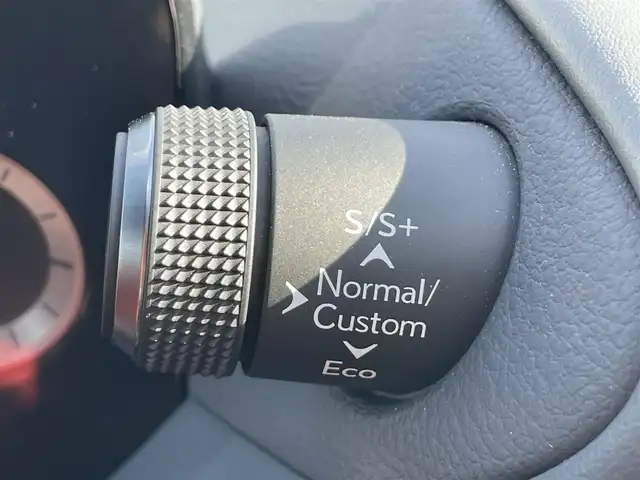 レクサス ＥＳ 300h Fスポーツ 香川県 2021(令3)年 2.9万km ホワイトノーヴァガラスフレーク 登録時走行距離；28909km/サンルーフ/純正ナビ/全方位カメラ/ETC２．０/レクサスセーフティーセンス/・プリクラッシュセーフティー/・レーンディパーチャーアラート/・レーダークルーズコントロール/・オートマチックハイビーム/ブラインドスポットモニター/クリアランスソナー/シートメモリー/パワーシート/シートヒーター/ベンチレーション/革巻きステアリング/ステアリングリモコン/パドルシフト/電動リアゲート/LEDヘッドライト/純正フロアマット/スマートキー