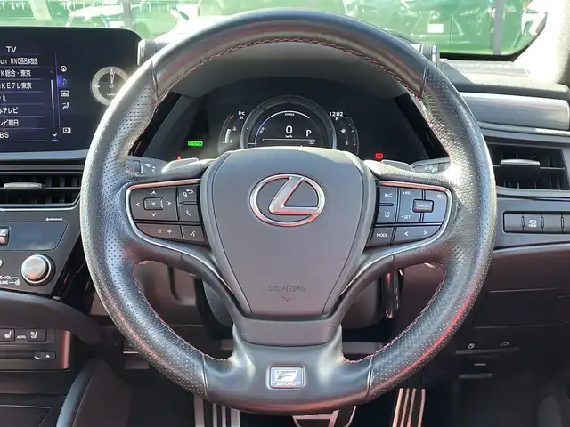 レクサス ＥＳ 300h Fスポーツ 香川県 2021(令3)年 2.9万km ホワイトノーヴァガラスフレーク 登録時走行距離；28909km/サンルーフ/純正ナビ/全方位カメラ/ETC２．０/レクサスセーフティーセンス/・プリクラッシュセーフティー/・レーンディパーチャーアラート/・レーダークルーズコントロール/・オートマチックハイビーム/ブラインドスポットモニター/クリアランスソナー/シートメモリー/パワーシート/シートヒーター/ベンチレーション/革巻きステアリング/ステアリングリモコン/パドルシフト/電動リアゲート/LEDヘッドライト/純正フロアマット/スマートキー