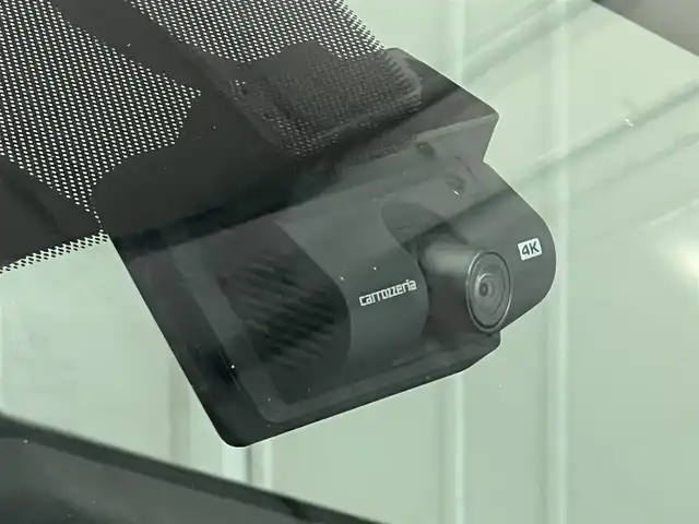 マツダ デミオ 13C 秋田県 2017(平29)年 10.3万km スノーフレイクホワイトパールマイカ ４WD/純正SDナビ（DVD/CD/BT/AM/FM/USB）/フルセグ（走行中視聴不可能）/社外１５インチアルミ（冬タイヤ装着）/スマートキー/アイドリングストップ/プッシュスタート/MTモード付AT/ステアリングスイッチ/ETC/純正フロアマット/パワーステアリング/パワーウィンドウ/ヘッドライトレベライザー/横滑り防止/盗難防止装置/寒冷地仕様/電動格納ウィンカーミラー/保証書/取扱説明書/記録簿