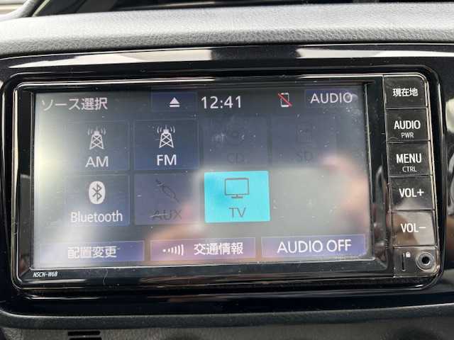 トヨタ ヴィッツ F セーフティーエディションⅢ 愛知県 2019(令1)年 1.9万km センシュアルレッドマイカ ワンオーナー/純正SDナビ/AMFM/CD/SD/BT/AUX/ワンセグ/LEDヘッドライト/オートハイビーム/プリクラッシュセーフティシステム/LDA/純正フロアマット/保証書/取扱説明書/スペアキー