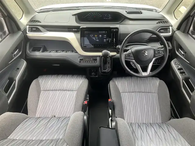 スズキ ソリオ HV MZ 滋賀県 2022(令4)年 3.6万km ピュアホワイトP 全方位モニター付ナビ装着車/ワンオーナー /純正15インチアルミホイール/両側パワースライドドア/純正メーカーOP9インチナビゲーション/・CD/DVD/・AM/FM/・Bluetooth/全方位モニター/純正ETC/ヘッドアップディスプレイ/前後ドライブレコーダー/前席シートヒーター/クルーズコントロール/スペアキー/取扱説明書/保証書/