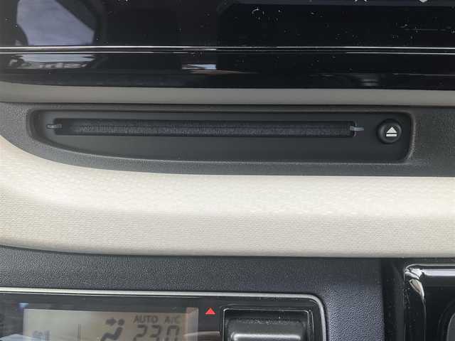 スズキ ソリオ HV MZ 滋賀県 2022(令4)年 3.6万km ピュアホワイトP 全方位モニター付ナビ装着車/ワンオーナー /純正15インチアルミホイール/両側パワースライドドア/純正メーカーOP9インチナビゲーション/・CD/DVD/・AM/FM/・Bluetooth/全方位モニター/純正ETC/ヘッドアップディスプレイ/前後ドライブレコーダー/前席シートヒーター/クルーズコントロール/スペアキー/取扱説明書/保証書/