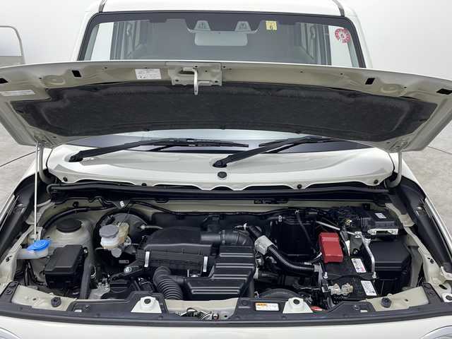 スズキ ラパン ＬＣ X 千葉県 2022(令4)年 0.3万km ソフトベージュメタリック 禁煙車/衝突被害軽減ブレーキ/・車線逸脱警報/・ソナーセンサー/・コーナーセンサー/シートヒーター/本革巻きステアリング/木目調インテリアパネル/サンバイザー（照明付き）/ステアリングリモコン/UＳＢソケット（×２）/LＥＤオ－トライト/全方位用カメラ装着車/プッシュスタート/スマートキー