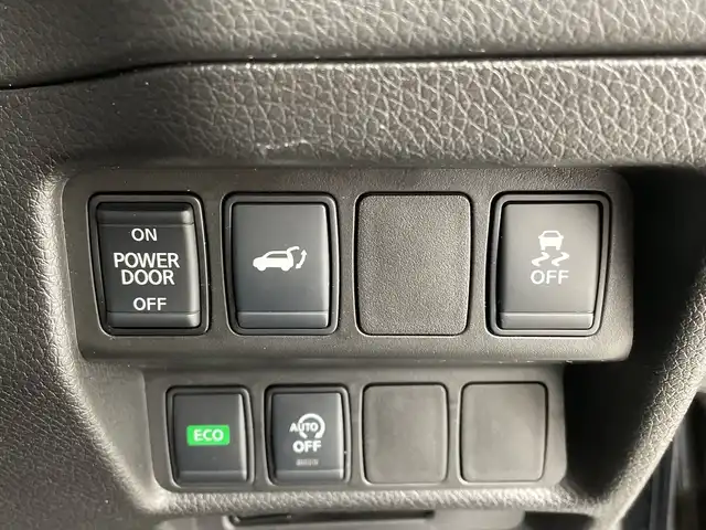 日産 エクストレイル 20Xi 新潟県 2018(平30)年 5.8万km ダイヤモンドブラック 禁煙車/４WD/純正ディーラーオプションナビ/（ＢＴ／ＦＭ／ＡＭ／ＤＶＤ／フルセグＴＶ）/全周囲カメラ/ステアリングスイッチ/デジタルインナーミラー/パワーバックドア/プロパイロット/ヒーテッドドアミラー/ウィンカーミラー/電格ミラー/ＥＴＣ/取扱説明書