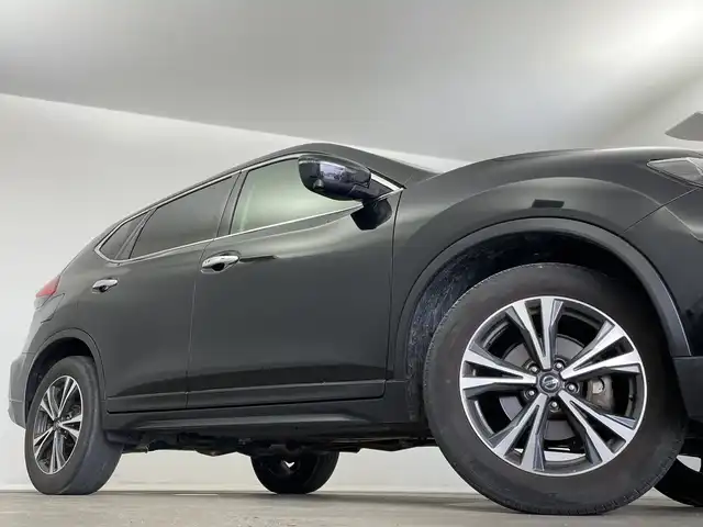 日産 エクストレイル 20Xi 新潟県 2018(平30)年 5.8万km ダイヤモンドブラック 禁煙車/４WD/純正ディーラーオプションナビ/（ＢＴ／ＦＭ／ＡＭ／ＤＶＤ／フルセグＴＶ）/全周囲カメラ/ステアリングスイッチ/デジタルインナーミラー/パワーバックドア/プロパイロット/ヒーテッドドアミラー/ウィンカーミラー/電格ミラー/ＥＴＣ/取扱説明書