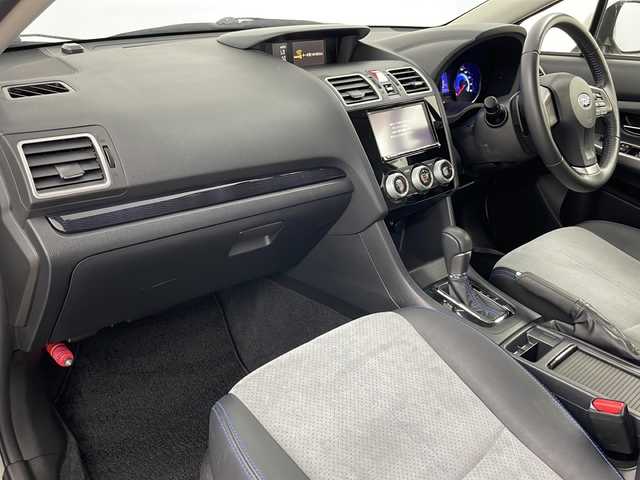 スバル インプレッサ スポーツ HV 2．0i-S アイサイト 道央・札幌 2015(平27)年 6.9万km クリスタルホワイトP ・４ＷＤ/・社外ナビ＆TＶ＆ＢＴ＆ＤＶＤ＆ＣＤ＆ＵＳＢ/・アイサイトＶｅｒ２/・車線逸脱警報/・横滑り防止機能/・ヒルスタートアシスト/・社外ＥＴＣ/・パドルシフト/・前席パワーシート/・Ｓｉドライブ/・オートライト/・HIDヘッドライト/・ドアミラーヒーター