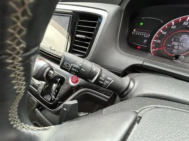 ホンダ オデッセイ アブソルート 三重県 2014(平26)年 9.9万km プレミアムヴィーナスブラックP 登録時98178km/ディーラーナビ（フルセグＴＶ／ＦＭ／ＡＭ／ＣＤ／ＤＶＤ／ＵＳＢ／ＨＤＭＩ）/両側パワースライドドア/ビルドインETC/クルーズコントロール/パドルシフト/バックカメラ/フルフラットシート/後部席モニター/ハーフレザー(黒)/AUTOライト/純正フロアマット/ステアリングスイッチ/革巻ステアリング/電格ミラー/三列シート/ウォークスルー/フォグランプ/ドアバイザー