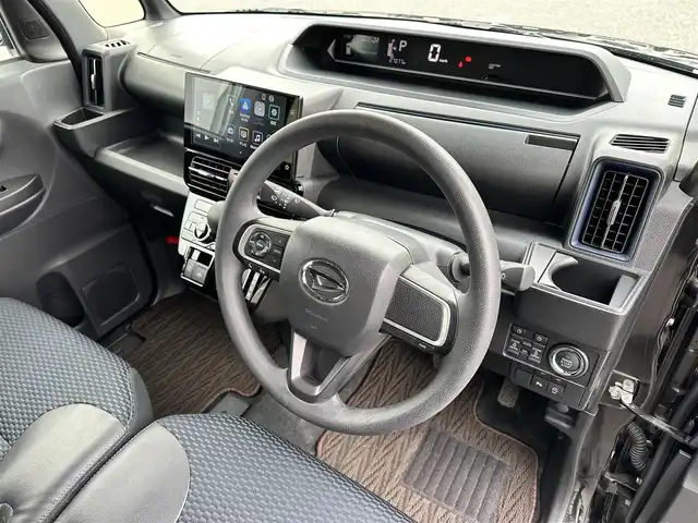 ダイハツ タント カスタム X 島根県 2022(令4)年 2.7万km ブラックマイカメタリック 登録時走行距離　27077km/ディスプレイオーディオ/(Bluetooth/HDMI/AppleCarplay/AndroidAUTO)/バックカメラ/前後ドライブレコーダー/コーナーセンサー/オートホールド/アイドリングストップ/両側電動スライドドア/ハーフレザー/シートヒーター/純正１４インチＡＷ/スペアキー×1/スマートアシスト/衝突回避支援ブレーキ機能/衝突警報機能/ブレーキ制御付誤発進抑制機能/車線逸脱警報機能/車線逸脱抑制制御機能/路側逸脱警報機能/ふらつき警報/先行車発進お知らせ機能/標識認識機能（進入禁止／最高速度／一時停止）/アダプティブドライビングビーム/コーナーセンサー/ETC