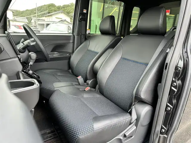 ダイハツ タント カスタム X 島根県 2022(令4)年 2.7万km ブラックマイカメタリック 登録時走行距離　27077km/ディスプレイオーディオ/(Bluetooth/HDMI/AppleCarplay/AndroidAUTO)/バックカメラ/前後ドライブレコーダー/コーナーセンサー/オートホールド/アイドリングストップ/両側電動スライドドア/ハーフレザー/シートヒーター/純正１４インチＡＷ/スペアキー×1/スマートアシスト/衝突回避支援ブレーキ機能/衝突警報機能/ブレーキ制御付誤発進抑制機能/車線逸脱警報機能/車線逸脱抑制制御機能/路側逸脱警報機能/ふらつき警報/先行車発進お知らせ機能/標識認識機能（進入禁止／最高速度／一時停止）/アダプティブドライビングビーム/コーナーセンサー/ETC