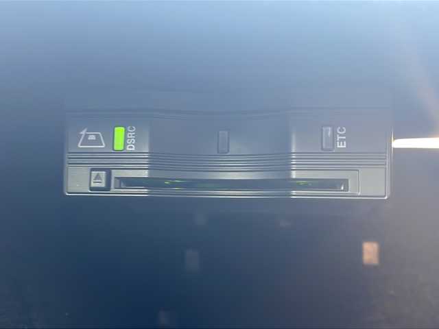 メルセデス・ベンツ Ｅ２２０ｄ 4マチック オールテレイン 山口県 2018(平30)年 5.7万km イリジウムシルバー サンルーフ　/ブルメスタ　/アンビエントライト　/エアサス　/純正ナビ　/　・Ｂｌｕｅｔｏｏｔｈ　/　・全方位カメラ　/　・ＡｐｐｌｅＣａｒｐｌａｙ　/　・ＡｎｄｒｏｉｄＡｕｔｏ　/純正１９インチＡＷ　/エクスクルーシブパッケージ/コーナーセンサー/パワーシート/シートヒーター/クルーズコントロール