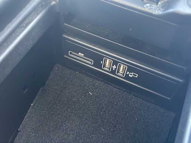 メルセデス・ベンツ Ｅ２２０ｄ 4マチック オールテレイン 山口県 2018(平30)年 5.7万km イリジウムシルバー サンルーフ　/ブルメスタ　/アンビエントライト　/エアサス　/純正ナビ　/　・Ｂｌｕｅｔｏｏｔｈ　/　・全方位カメラ　/　・ＡｐｐｌｅＣａｒｐｌａｙ　/　・ＡｎｄｒｏｉｄＡｕｔｏ　/純正１９インチＡＷ　/エクスクルーシブパッケージ/コーナーセンサー/パワーシート/シートヒーター/クルーズコントロール