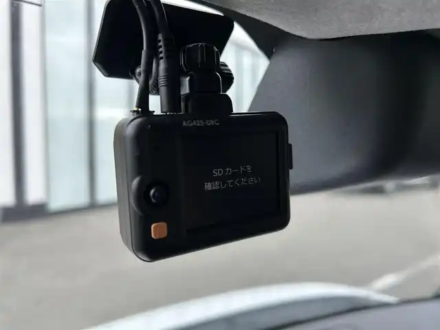 ダイハツ ムーヴ キャンバス ストライプス G 大阪府 2022(令4)年 3.1万km シャイニングホワイトパール/サンドベージュメタリック スマートアシスト　/純正９インチディスプレイオーディオ　/　フルセグＴＶ／ＢＴ／ＨＤＭＩ／/　ＵＳＢ／アップルカープレイ　/バックカメラ　/両側電動パワースライドドア　/シートヒーター/置くだけ充電スポット　/ETC　/前後ドライブレコーダー　