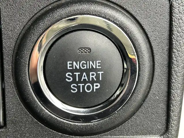 ダイハツ ムーヴ キャンバス ストライプス G 大阪府 2022(令4)年 3.1万km シャイニングホワイトパール/サンドベージュメタリック スマートアシスト　/純正９インチディスプレイオーディオ　/　フルセグＴＶ／ＢＴ／ＨＤＭＩ／/　ＵＳＢ／アップルカープレイ　/バックカメラ　/両側電動パワースライドドア　/シートヒーター/置くだけ充電スポット　/ETC　/前後ドライブレコーダー　