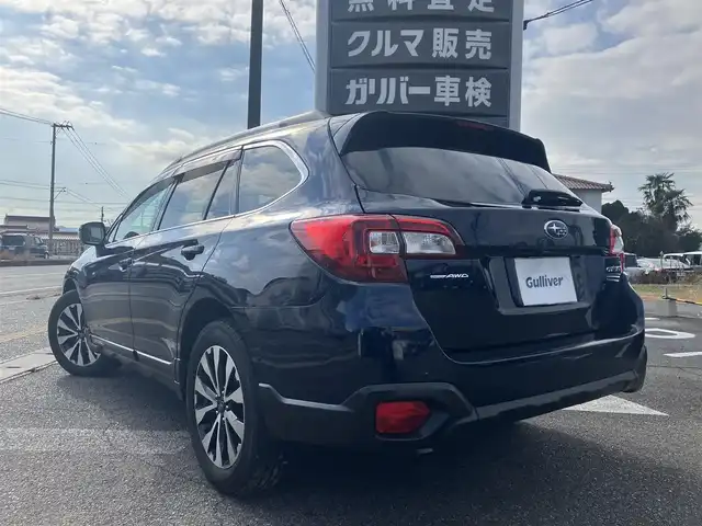 スバル アウトバック リミテッド スマートED 広島県 2016(平28)年 17.6万km ダークブルーパール スバル純正ダイヤトーンナビ（REAL)/フルセグTV/Bluetooth/バックカメラ/アイサイト/レーダークルーズ/ハーフレザーシート/パワーシート（運転席メモリー付・助手席）/シートヒーター（全席）/パドルシフト/LEDオートライト/ETC車載器/ブラインドスポットモニタリング/ルーフレール/LEDアクセサリーリング/取扱説明書/スペアキー