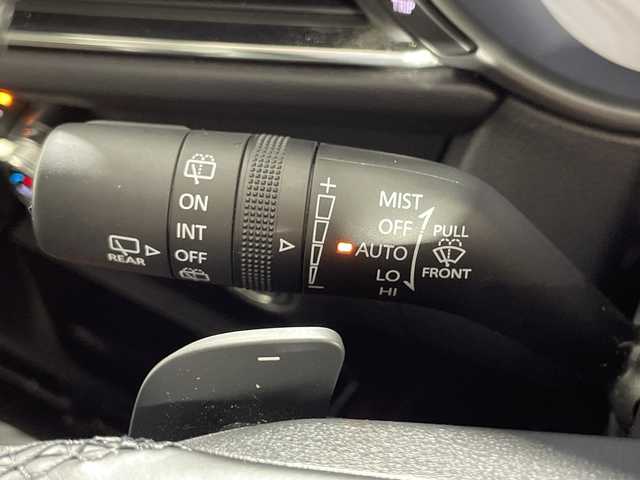 マツダ ＣＸ－３０ 20S Lパッケージ 神奈川県 2022(令4)年 2万km ソウルレッドクリスタルM AWD/BOSEプレミアムサウンド/マツダコネクト/CD DVD　フルセグ/メモリーオーディオ　HDMI　USB　Bluetooth　/アラウンドビューモニター/ヘッドアップディスプレイ/パワーバックドア/i-ACTIVSENSE/マツダレーダークルーズコントロール/スマートブレーキサポート/AT誤発進抑制機能/クルージング＆トラフィックサポート/ブラインドスポットモニター/前後接近車両検知/リアクロストラフィックアラート/レーンキープアシストシステム/ハイビームコントロールシステム/ドライバーモニタリング/前後ソナー/社外前後ドライブレコーダー/ディスタンス＆スピードアラート/アイドリングストップ/運転席パワーシート/ポジションメモリー/前席シートヒーター/革巻きステアリング/パドルシフト/ステアリングヒーター/ダウンヒルアシストコントロール/ドライブモードセレクト/SOSコール/電動パーキングブレーキ/オートブレーキホールド/ETC/プッシュスタート/スマートキー/アダブティブLEDヘッドランプ/デイタイムランニングランプ/純正18インチアルミホイール