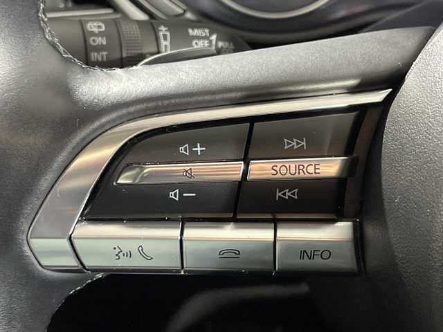 マツダ ＣＸ－３０ 20S Lパッケージ 神奈川県 2022(令4)年 2万km ソウルレッドクリスタルM AWD/BOSEプレミアムサウンド/マツダコネクト/CD DVD　フルセグ/メモリーオーディオ　HDMI　USB　Bluetooth　/アラウンドビューモニター/ヘッドアップディスプレイ/パワーバックドア/i-ACTIVSENSE/マツダレーダークルーズコントロール/スマートブレーキサポート/AT誤発進抑制機能/クルージング＆トラフィックサポート/ブラインドスポットモニター/前後接近車両検知/リアクロストラフィックアラート/レーンキープアシストシステム/ハイビームコントロールシステム/ドライバーモニタリング/前後ソナー/社外前後ドライブレコーダー/ディスタンス＆スピードアラート/アイドリングストップ/運転席パワーシート/ポジションメモリー/前席シートヒーター/革巻きステアリング/パドルシフト/ステアリングヒーター/ダウンヒルアシストコントロール/ドライブモードセレクト/SOSコール/電動パーキングブレーキ/オートブレーキホールド/ETC/プッシュスタート/スマートキー/アダブティブLEDヘッドランプ/デイタイムランニングランプ/純正18インチアルミホイール