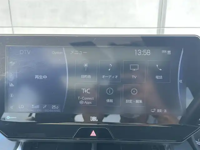 トヨタ ハリアー Z 千葉県 2021(令3)年 4.1万km ホワイトパールクリスタルシャイン トヨタセーフティセンス/　衝突軽減ブレーキ/レーンキープアシスト/　レーダークルーズコントロール/オートハイビーム/　クリアランスソナー/ブラインドスポットモニター/　ヘッドアップディスプレイ/JBLプレミアムサウンド/調光パノラマルーフ/純正12.3インチナビ/　フルセグ/BT/USB/カープレイ/全方位カメラ/デジタルインナーミラー/ステアリングスイッチ/ETC2.0/電動パーキングブレーキ/ブレーキホールド/ハンズフリーパワーバックドア/パワーシート(D席)/ハーフレザーシート/LEDヘッドライト/オートライト/フォグライト/スマートキー/プッシュスタート/純正フロアマット/純正19インチAW