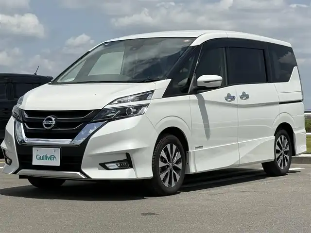 日産 セレナ ハイウェイスターVセレクションⅡ 佐賀県 2019(令1)年 4.4万km ブリリアントホワイトパール エマージェンシーブレーキ/横滑り防止装置/踏み間違い衝突防止アシスト/車線逸脱警報/標識検知機能/９型SDナビゲーション/・フルセグTV/CD/DVD/BT/USB/HDMI/バックカメラ/ALPINEフリップダウンモニター/両側パワースライドドア/クルーズコントロール/ドライブレコーダー/ETC/コーナーセンサー/USBポート/純正LEDヘッドライト/純正16インチアルミホイール