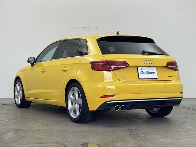 アウディ Ａ３ SB 40TFSI クワトロ スポーツ 秋田県 2019(平31)年 2.4万km 黄 4WD/純正メモリナビ/　（CD/DVD/Bluetooth/TV）/バックカメラ/アダブティブクルーズコントロール/ステアリングスイッチ/パドルシフト/革巻きハンドル/レザーシート/前席シートヒーター＆パワーシート/ビルトインETC2.0/前後ドライブレコーダー/コーナーセンサー/電動格納ミラー/ミラーヒーター/純正フロアマット/純正17インチアルミホイール/LEDヘッドライト/オートライト/スマートキー/スペアキー