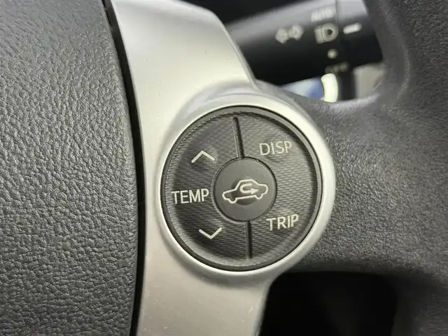 トヨタ アクア S 愛知県 2015(平27)年 12.6万km コバルトブルーメタリック ハイブリット車　/純正SDナビ　/Bluetooth　/ワンセグTV　/バックカメラ　/ステアリングリモコン　/AUTOライト　/ステアリングリモコン