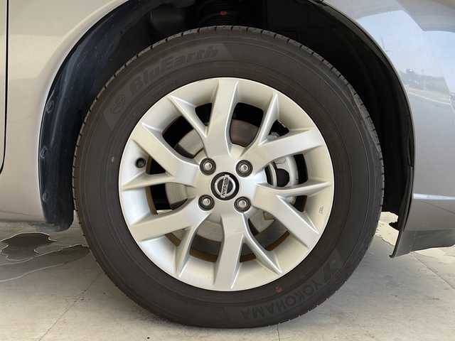 日産 ノート e－パワー X 愛知県 2018(平30)年 4.8万km ダークメタルグレー 衝突被害軽減ブレーキ/純正7インチSD（ナビ無し）/全方位カメラ/レーダークルーズコントロール/フルセグTV/CD DVD/Bluetooth/バックカメラ/コーナーセンサー/純正アルミホイール/オートライト/ドライブレコーダー/ETC/ステアリングスイッチ/スマートキー/プッシュスタート