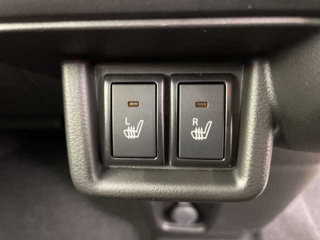 スズキ スペーシア カスタム HYBRID XS 道央・札幌 2024(令6)年 0.8万km ピュアホワイトP ・4WD/・セーフティサポート/・ヘッドアップディスプレイ/・アクティブクルーズコントロール/・両側パワースライド/・前席シートヒーター/・ステアリングヒーター/・後席サーキュレーター/・後席サンシェード/・後席マルチユースフラップ/・LEDヘッドライト/・レーンキープアシスト/・助手席アンダーボックス/・スマートキー/・プッシュスタート/・ウィンカーミラー