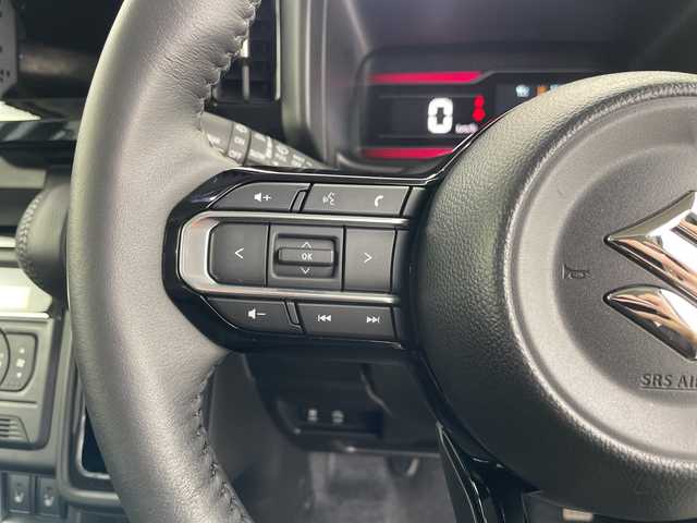 スズキ スペーシア カスタム HYBRID XS 道央・札幌 2024(令6)年 0.8万km ピュアホワイトP ・4WD/・セーフティサポート/・ヘッドアップディスプレイ/・アクティブクルーズコントロール/・両側パワースライド/・前席シートヒーター/・ステアリングヒーター/・後席サーキュレーター/・後席サンシェード/・後席マルチユースフラップ/・LEDヘッドライト/・レーンキープアシスト/・助手席アンダーボックス/・スマートキー/・プッシュスタート/・ウィンカーミラー