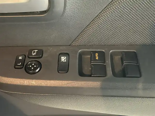 スズキ ワゴンＲ FZ 青森県 2015(平27)年 3.2万km ブルーイッシュブラックパール3 4WD/寒冷地仕様/純正ミュージックサーバー/AM/FM/CD/AUX/純正14AW/純正フロアマット/ベンチシート/シートヒーター前席/アイドリングストップ/横滑り防止機能/衝突軽減システム/盗難防止装置/セキュリティアラーム/UVカットガラス/プライバシーガラス/ドアバイザー/電格ミラー/保証書/取扱説明書