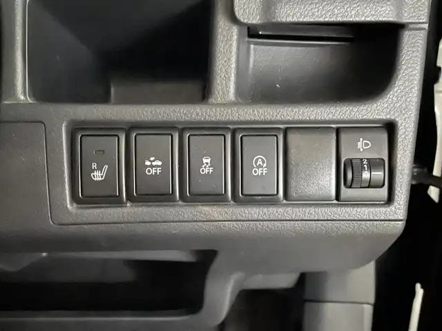 スズキ ワゴンＲ FZ 青森県 2015(平27)年 3.2万km ブルーイッシュブラックパール3 4WD/寒冷地仕様/純正ミュージックサーバー/AM/FM/CD/AUX/純正14AW/純正フロアマット/ベンチシート/シートヒーター前席/アイドリングストップ/横滑り防止機能/衝突軽減システム/盗難防止装置/セキュリティアラーム/UVカットガラス/プライバシーガラス/ドアバイザー/電格ミラー/保証書/取扱説明書