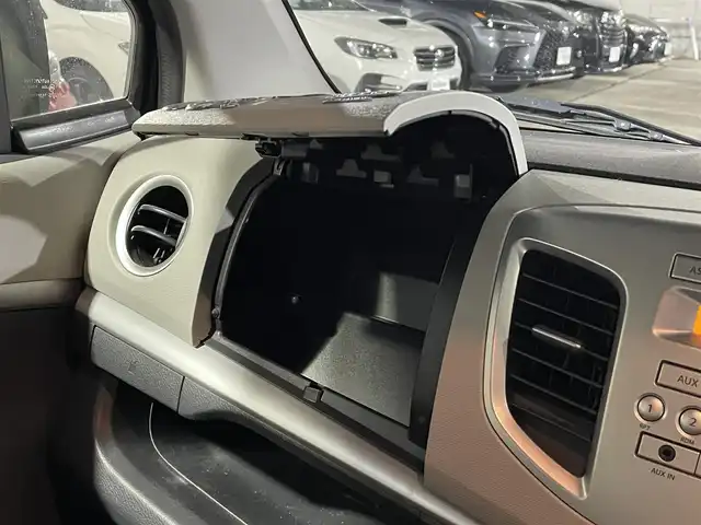 スズキ ワゴンＲ FZ 青森県 2015(平27)年 3.2万km ブルーイッシュブラックパール3 4WD/寒冷地仕様/純正ミュージックサーバー/AM/FM/CD/AUX/純正14AW/純正フロアマット/ベンチシート/シートヒーター前席/アイドリングストップ/横滑り防止機能/衝突軽減システム/盗難防止装置/セキュリティアラーム/UVカットガラス/プライバシーガラス/ドアバイザー/電格ミラー/保証書/取扱説明書