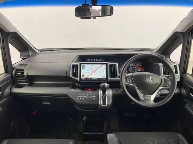 ホンダ ステップワゴン スパーダ Z クールスピリット 群馬県 2014(平26)年 14.2万km プレミアムスパークルブラックパール 純正９型ナビ　純正９型後席モニター　フルセグＴＶ　バックカメラ　両側電動スライドドア　クルーズコントロール　アイドリングストップ　パドルシフト　ＨＩＤ　前後ドラレコ　ＥＴＣ　スマートキー　禁煙車
