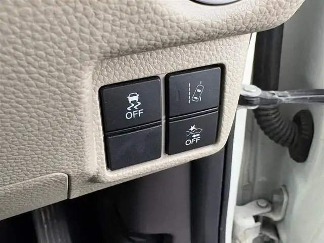 ホンダ Ｎ ＢＯＸ G EX ターボ ホンダセンシング 大分県 2018(平30)年 11.2万km プレミアムホワイトパールⅡ ・ナビ(CD/DVD/BT/SD)/・バックカメラ/・ホンダセンシング/・レーダークルーズコントロール/・両側パワースライドドア/・衝突軽減ブレーキ/・リアセンサー/・ETC/・ドライブレコーダー/・パドルシフト/・オートハイビーム/・スマートキー/・プッシュスタートボタン