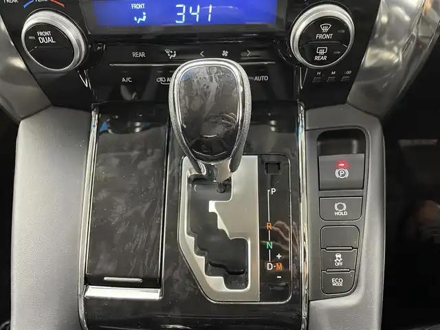 トヨタ ヴェルファイア Z Gエディション 茨城県 2020(令2)年 3.8万km ブラック 純正ディスプレイオーディオ/・AM/FM/CD/DVD/Bluetooth/フリップダウンモニター/バックカメラ/ビルトインETC/ドライブレコーダー（前後）/レーダークルーズコントロール/衝突軽減ブレーキ/レーンキープアシスト/ブラインドスポットモニター/横滑り防止装置/盗難防止装置/電動パーキングブレーキ/両側パワースライド/前後コーナーセンサー/メモリシート（D席）/パワーシート（D席+N席）/エアシート（D席+N席）/シートヒーター（D席+N席）/LEDヘッドライト/オートマチックハイビーム/オートライト/ダブルオートエアコン/プッシュスタートボタン/ステアリングリモコン/純正18インチアルミホイール/12V充電器/USBジャック/純正フロアマット/ドアバイザー