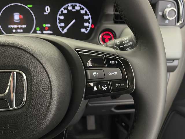 ホンダ ヴェゼル ハイブリッド e:HEV X HuNTパッケージ 長野県 2024(令6)年 0.1千km プラチナホワイトパール 4WD/寒冷地仕様/ホンダセンシング/・衝突軽減ブレーキ/・レーンキープアシスト/・車線逸脱防止/・レーダークルーズコントロール/・前後コーナーセンサー/・踏み間違い防止/前席シートヒーター/USB/LEDヘッドライト/電子パーキング/革巻きステアリング/ハーフレザーシート/MTモードAT/スマートキー/スペアキー